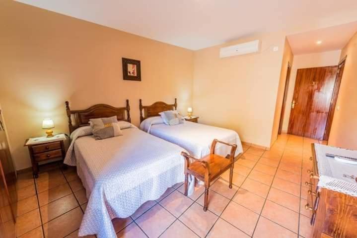 Apartamentos & Casa Rural Boada Con Jardin Interior Y Barbacoa Villamiel Εξωτερικό φωτογραφία