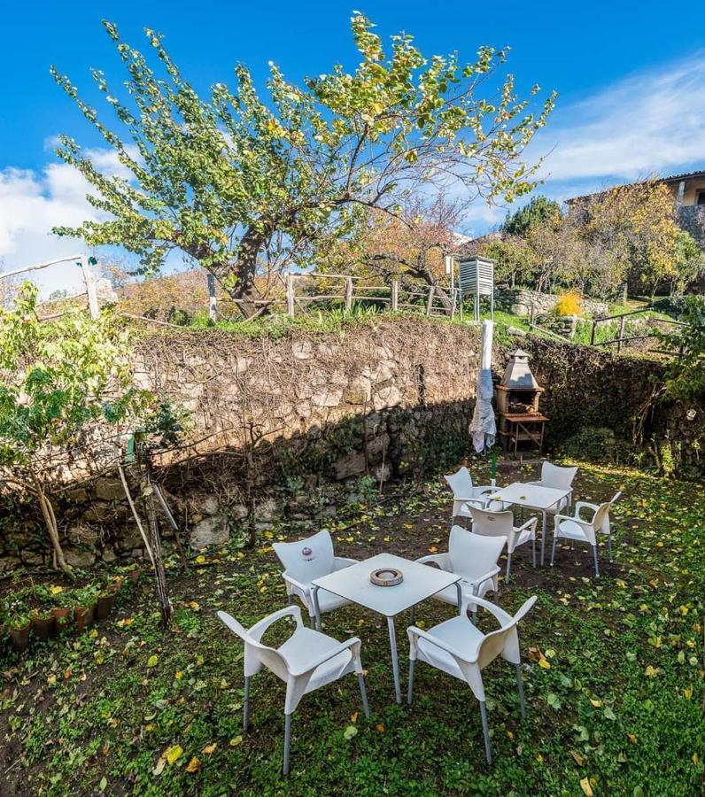 Apartamentos & Casa Rural Boada Con Jardin Interior Y Barbacoa Villamiel Εξωτερικό φωτογραφία