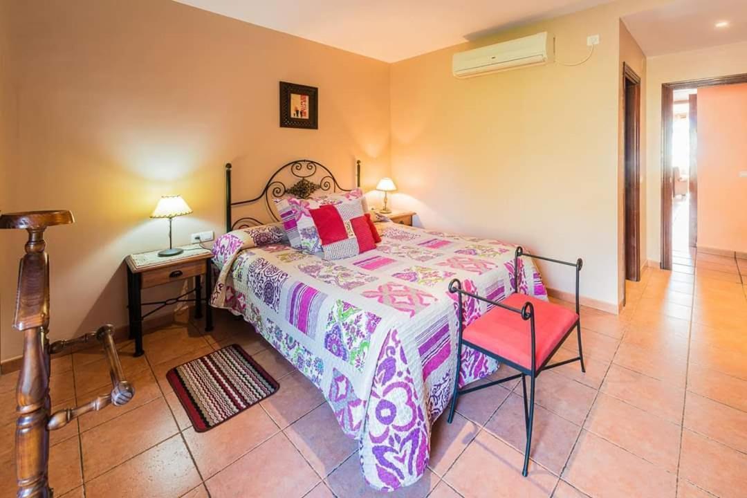 Apartamentos & Casa Rural Boada Con Jardin Interior Y Barbacoa Villamiel Εξωτερικό φωτογραφία
